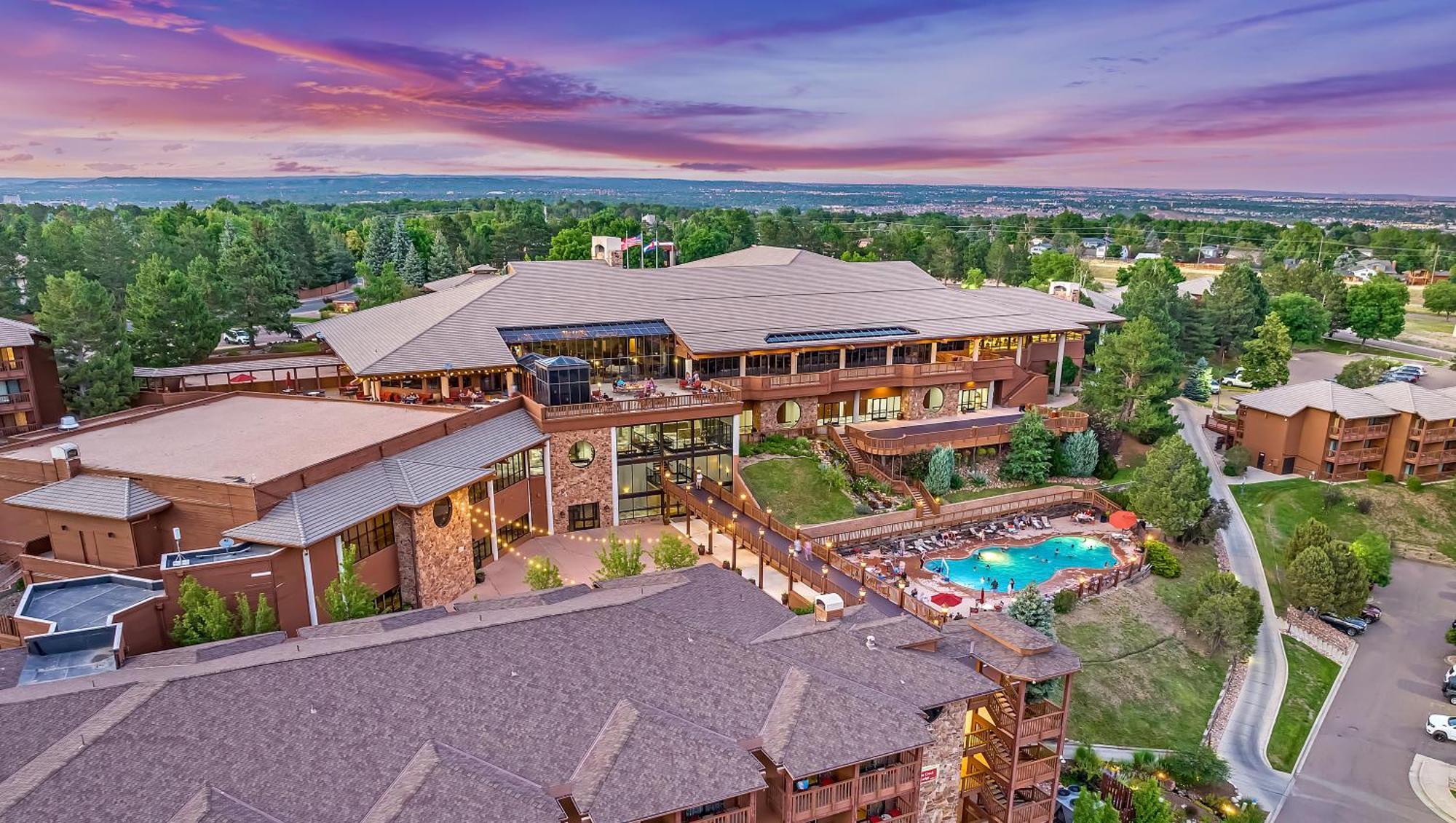 קולורדו ספרינגס Cheyenne Mountain Resort, A Destination By Hyatt Hotels מראה חיצוני תמונה